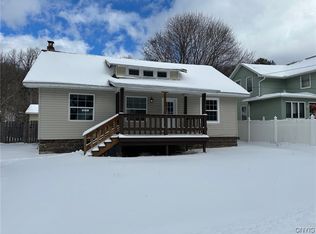 9409 Pear St, Chadwicks, NY 13319