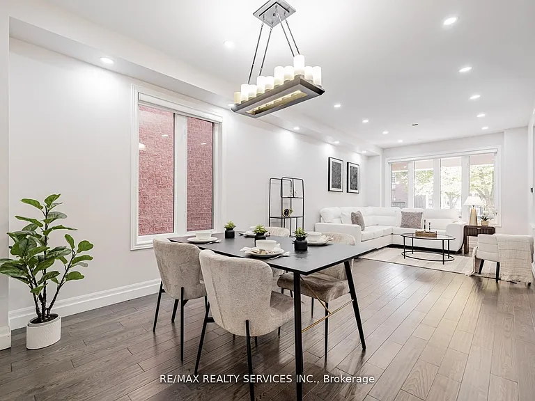 28 Siena Dr — Photo 13