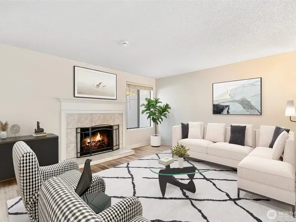 1555 Union Avenue NE #27, Renton, WA 98059