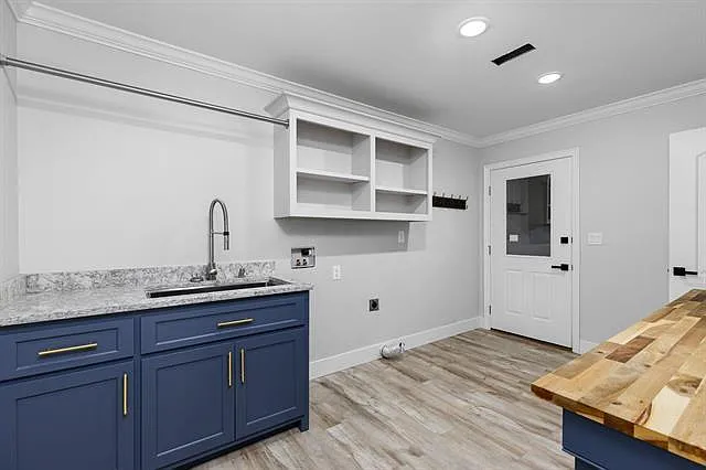 1658 Country Club Dr — Photo 11