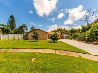 1412 Calumet Ct, Tarpon Springs, FL 34689