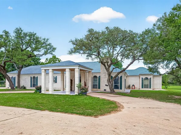 1218 Forest Oak Dr, Garwood, TX 77442