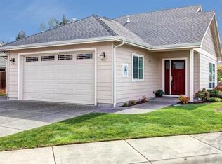 1369 SW Argo Ln, Grants Pass, OR 97527