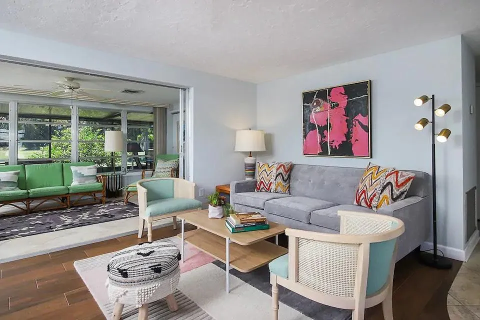 2 bed, 1450 sqft, $3,250 — Photo 1
