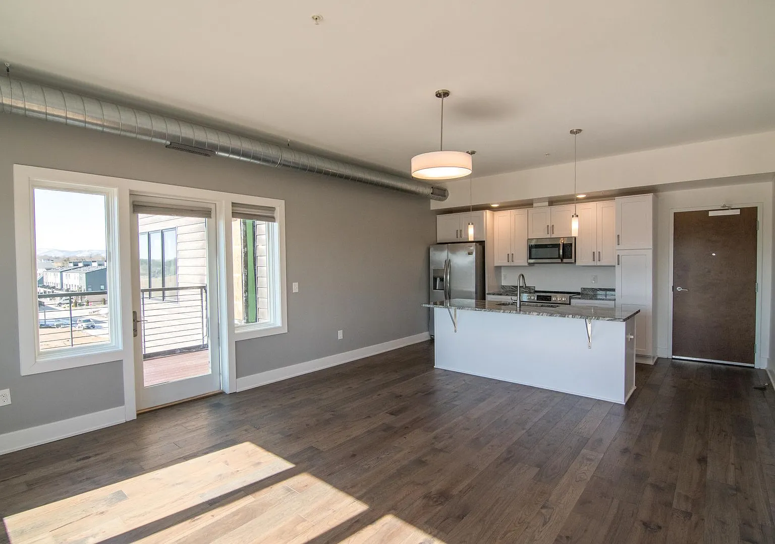 Old Trail Heights Apartments — Photo 3