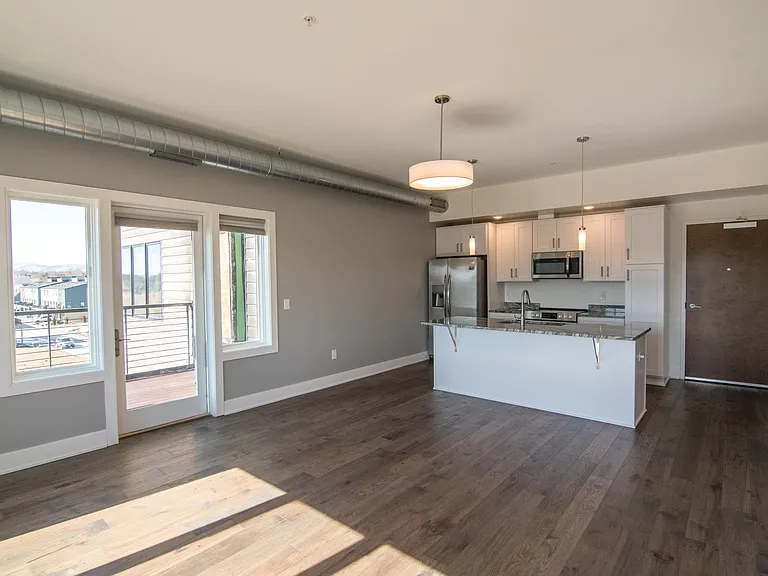 Old Trail Heights Apartments — Photo 11