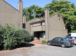 6 Klondike Ct, Chico, CA 95926