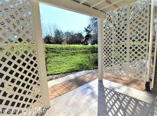 9248 Kings Canyon Dr, Charlotte, NC