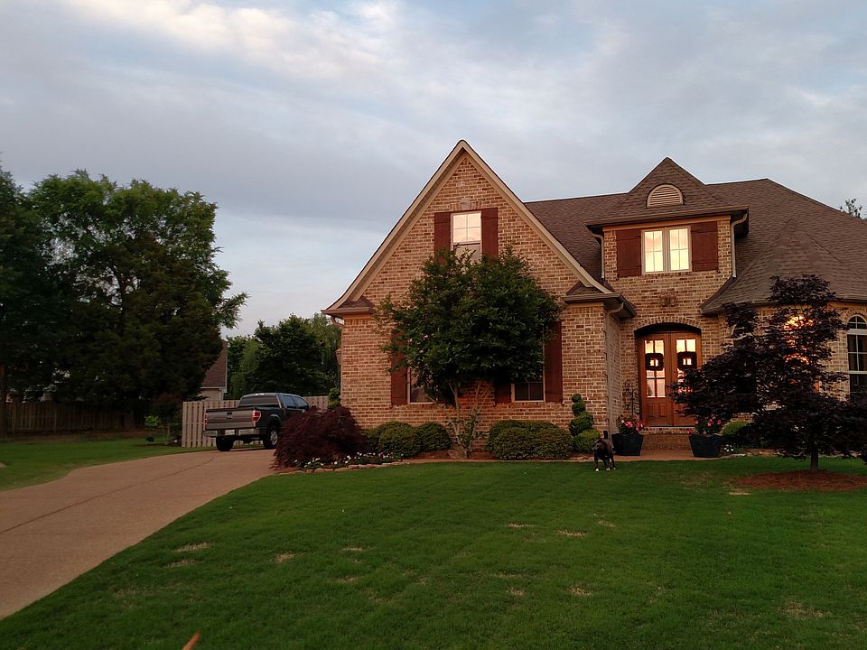 82 Larkwood