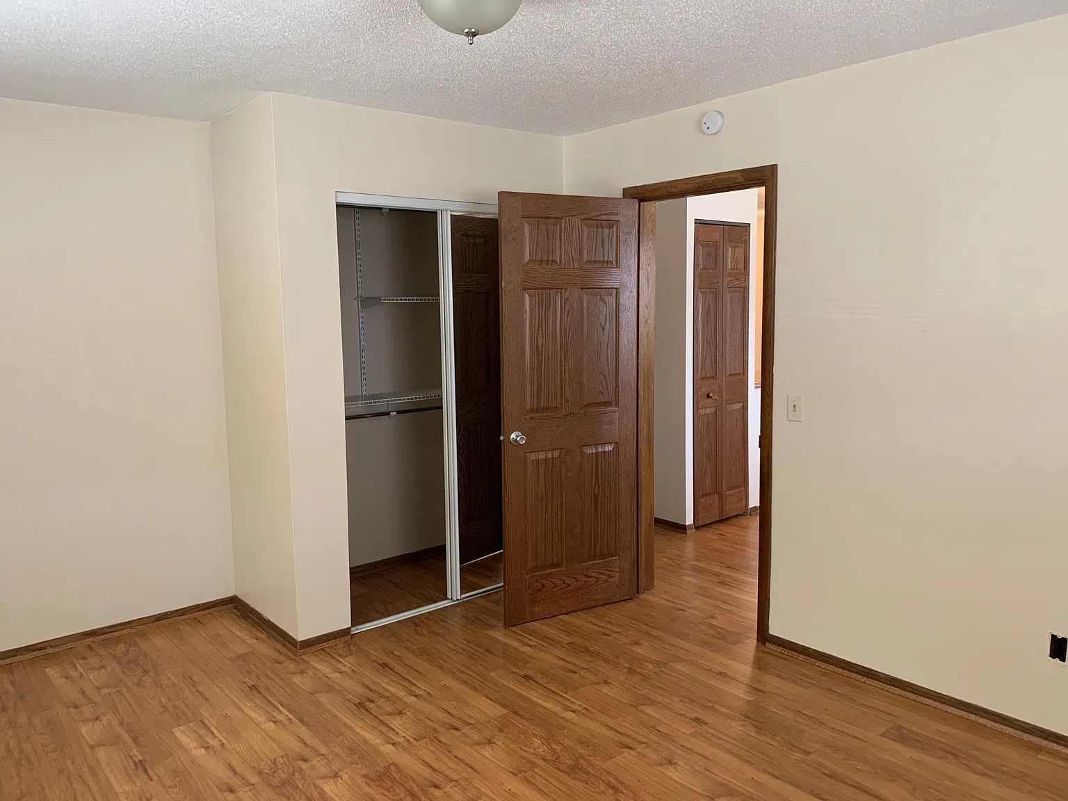 1 bed, 750 sqft, $1,250 — Photo 2