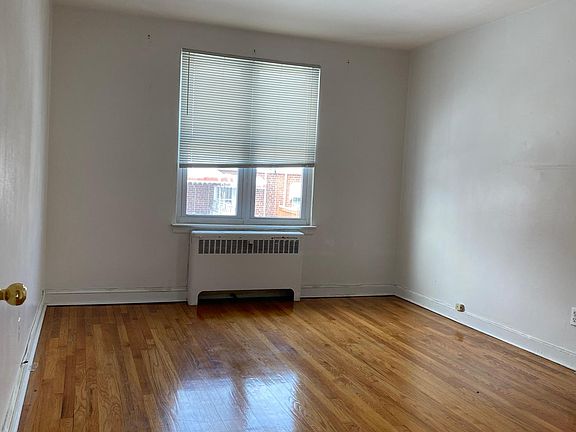 5th image of 2531 Lurting Ave Floor 2