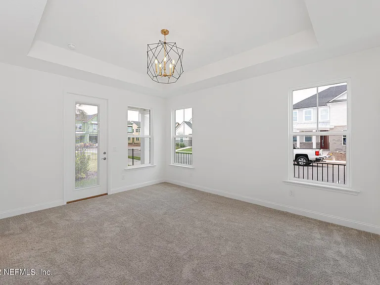 22 Upton Ln — Photo 15