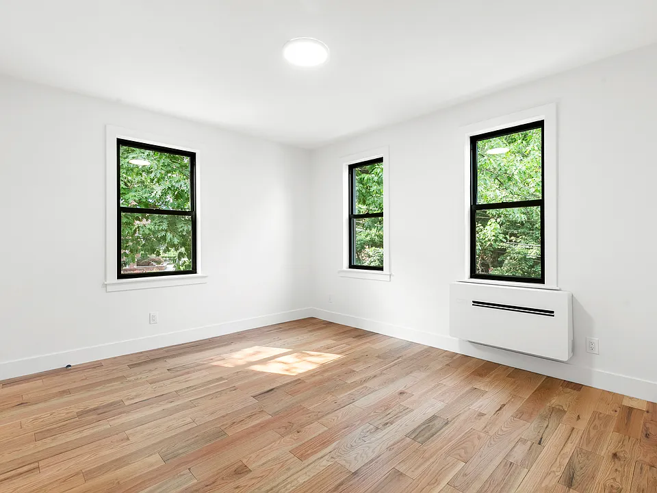 5930 Spencer Ave #2N