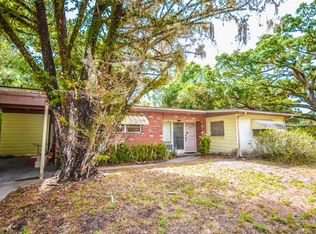 812 W River Dr, Temple Terrace, FL 33617