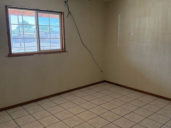 5th image of 1305 Jackson Ave