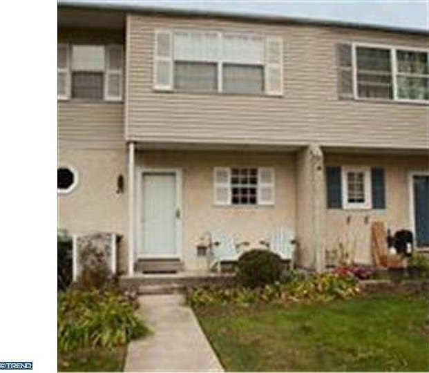 1st image of 45 Brighton Ct