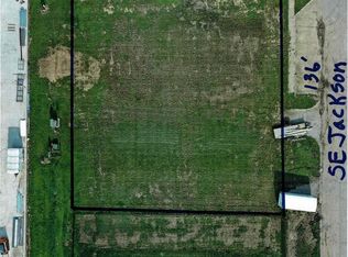 108 SE 6th St, Greenfield, IA 50849