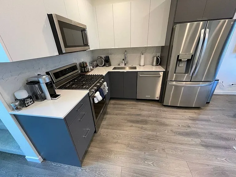 2214 S Charles St — Photo 3