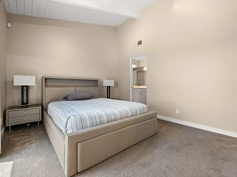 7025 Estrella De Mar Rd — Photo 25