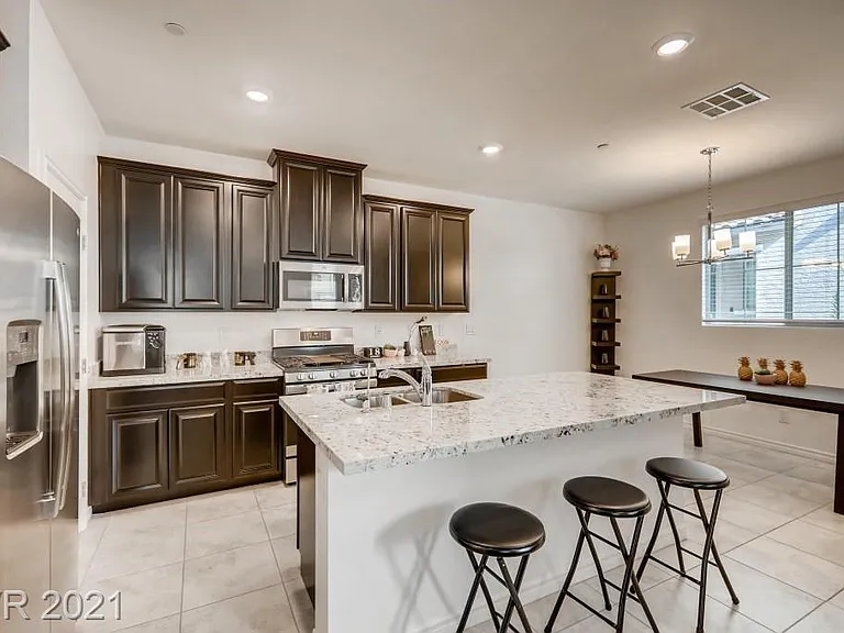827 E Spring Estates Ave — Photo 13