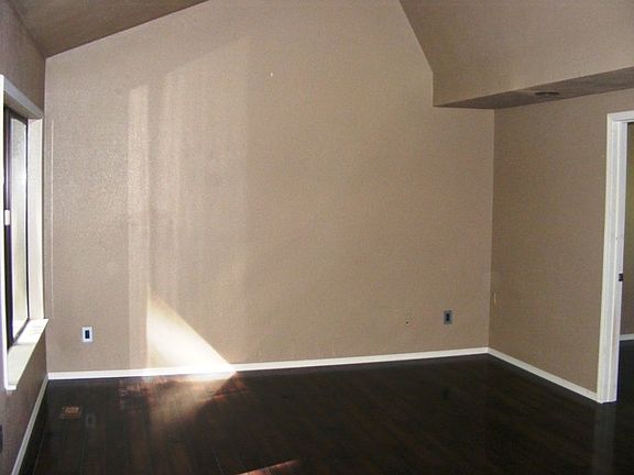 2nd image of 18002 Clear Lake Blvd SE