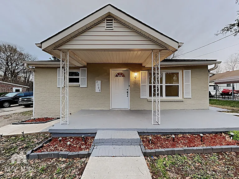 2109 Dove Tree Ln — Photo 1
