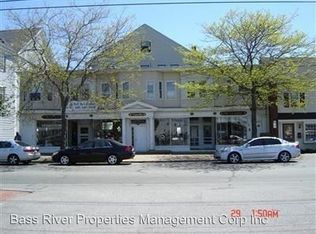 215 Main St APT 2D, Hyannis, MA 02601