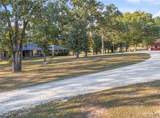 3 Willow Rd, Eldon, MO 65026