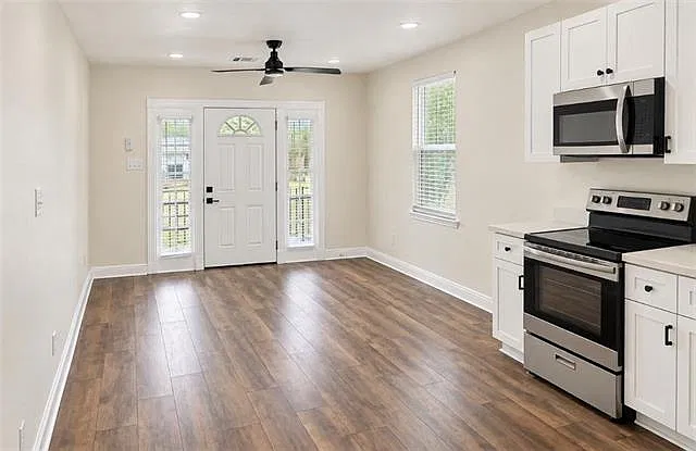 2 bed, 1.0 bath, 700 sqft, $1,395 — Photo 3