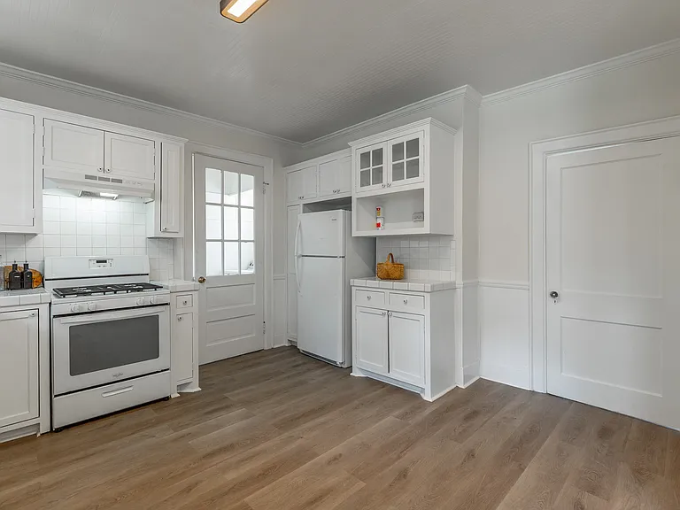 5405 Saint Elmo Ave — Photo 10