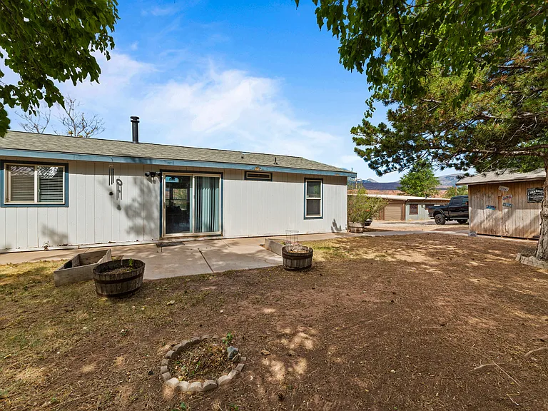2690 S Highway 191 — Photo 27