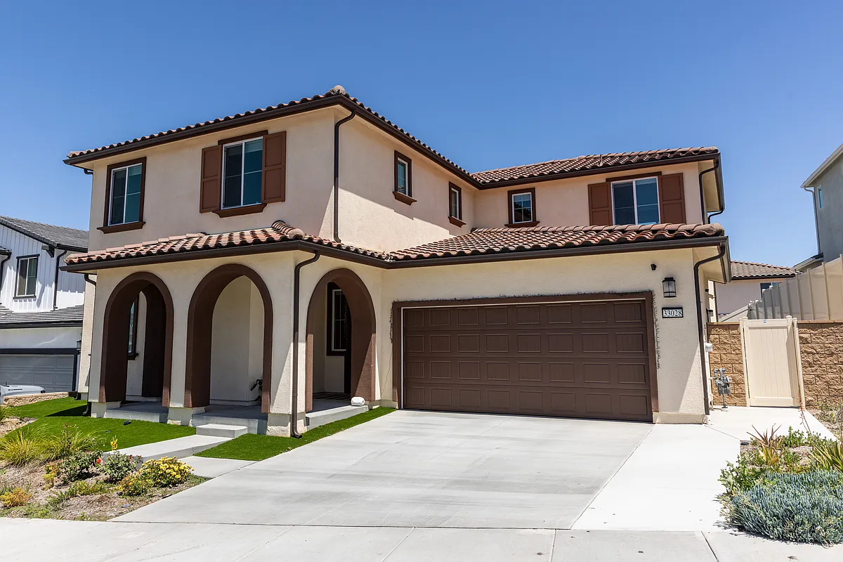 Building Photo - 33028 Denim Dr