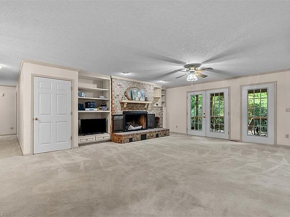 5th image of 3544 Wood Village Dr