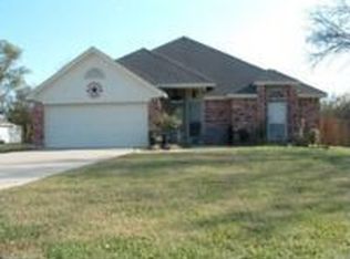 100 Heights St, Burleson, TX 76028
