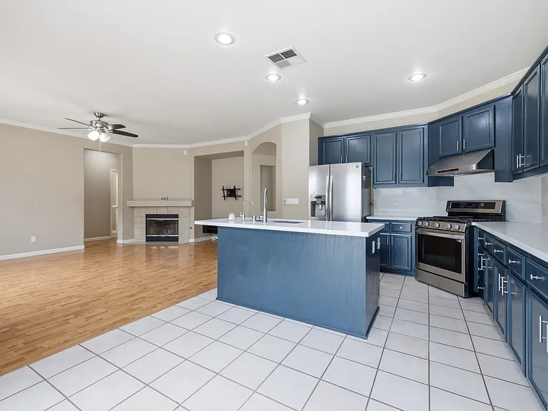 722 Summer Ln — Photo 31