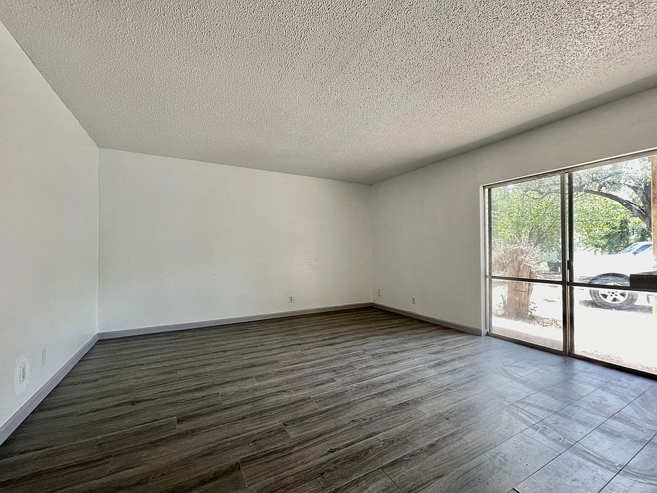 1st image of 126 Scott St APT 104
