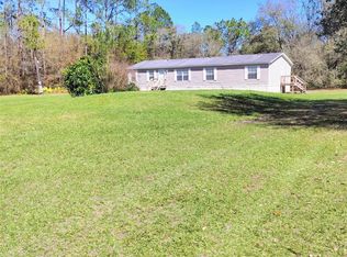 4102 Fox Ridge Blvd, Zephyrhills, FL 33543