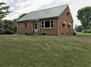 609 E Burnett St, Beaver Dam, WI 53916