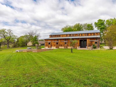 302 S Market St, Saint Jo, TX, 76265