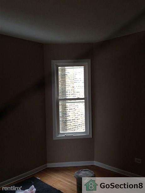 2nd image of 4517 W Wrightwood Ave