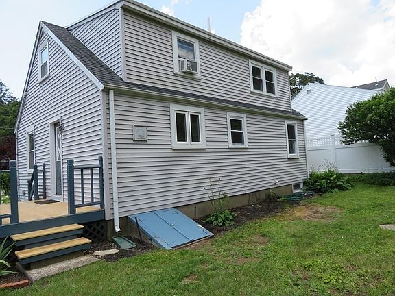2nd image of 23 Wilbur St