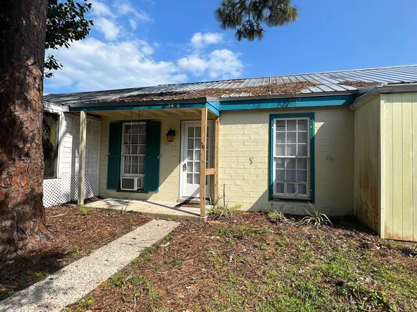 34-6 Warren Ave, Carrabelle, FL 32323