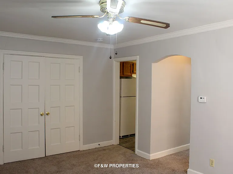 440-450 Rhoads Ave — Photo 12