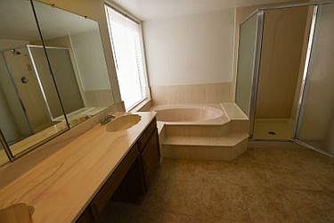 4th image of 1515 W Yukon Dr #12