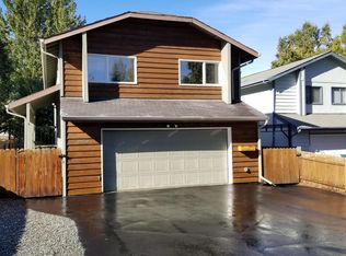 1959 Commodore Dr, Anchorage, AK 99507