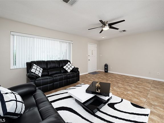 5th image of 4212 SE 19th Pl APT A