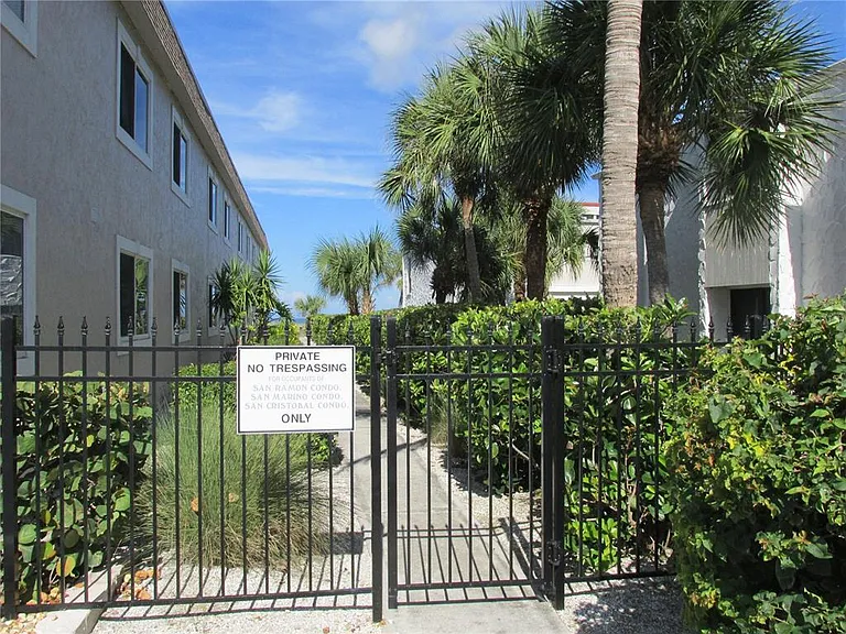 616 Flamingo Dr #102 — Photo 27