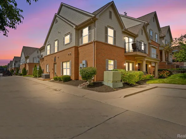 22244 Abbey Ln, Dearborn, MI 48124
