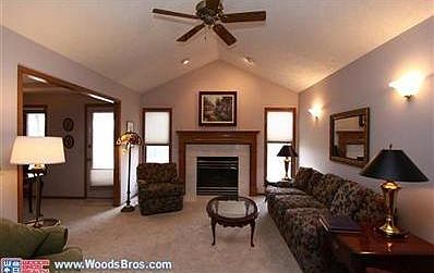 5th image of 5427 S 74th St
