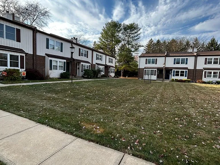 K23 Shirley Ln — Photo 2